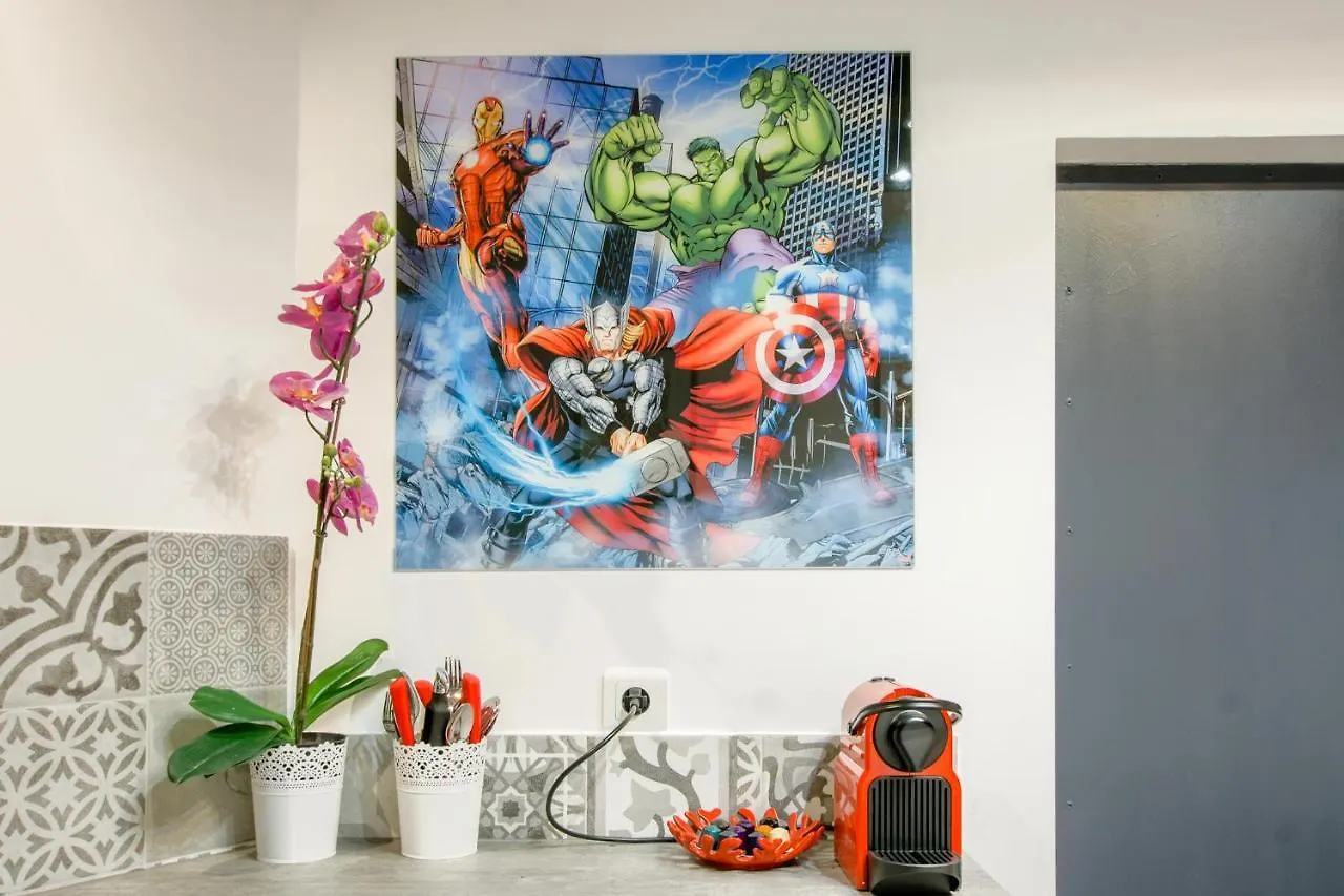 דירה 25 - Fun Duplex In Montorgueil *